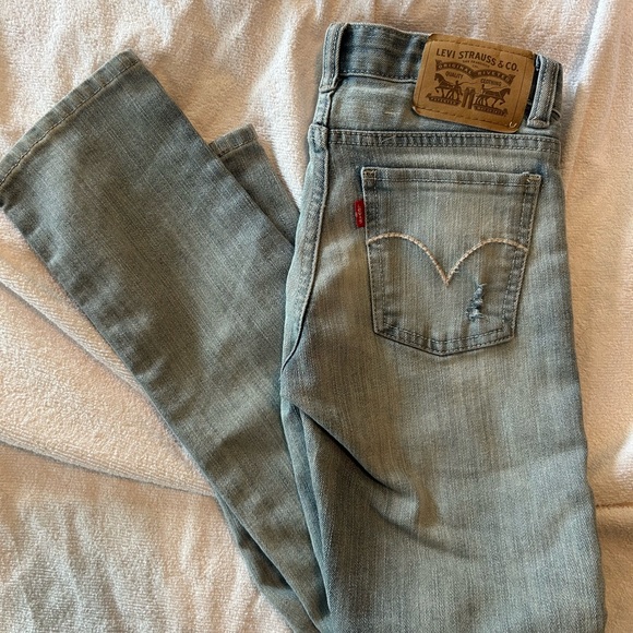 Levi’s Distressed Jeans - Size 8 (Adjustable) - Picture 7 of 8